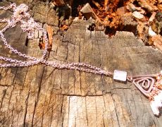 pink gold tassel