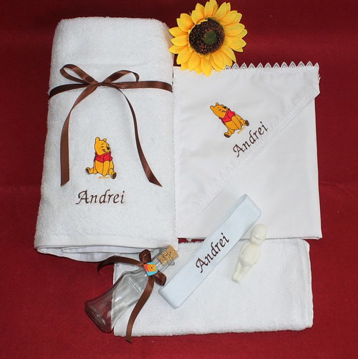 Trusou Botez Personalizat Winnie Trusou Botez Brodat Cu Numele