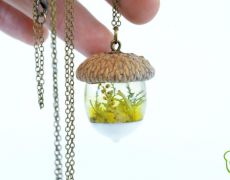 Pandantiv terariu, colier plante, colier din rasina, peisaj in miniatura, terrarium