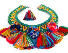 Colier traditional cu ciucuri / Colier cu ciucuri / Colier cu banuti / Colier cusut / Colier colorat / Colier romanesc / Colier hippie