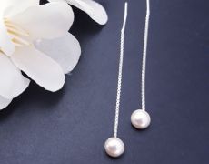Cercei lungi din argint si perle Swarovski, Cercei din argint si perla Swarovski, Cercei din argint si perla, cadou domnisoare de onoare, cadou aniversare / Craciun / 8 martie / Dragobete / Valentine's Day sotie / prietena